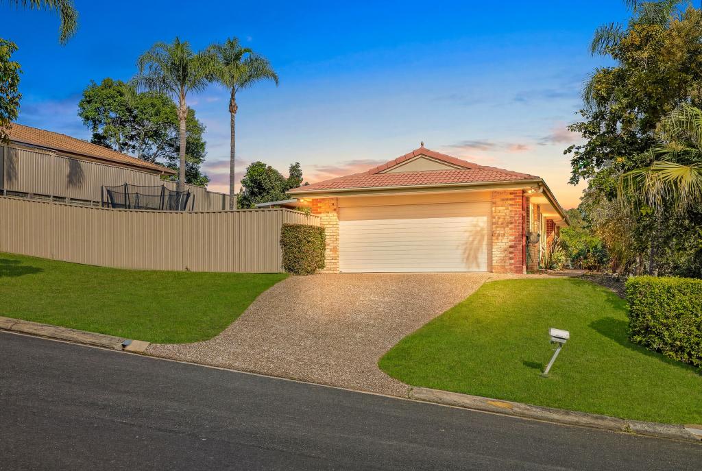 1 Strathford Ct, Parkwood, QLD 4214