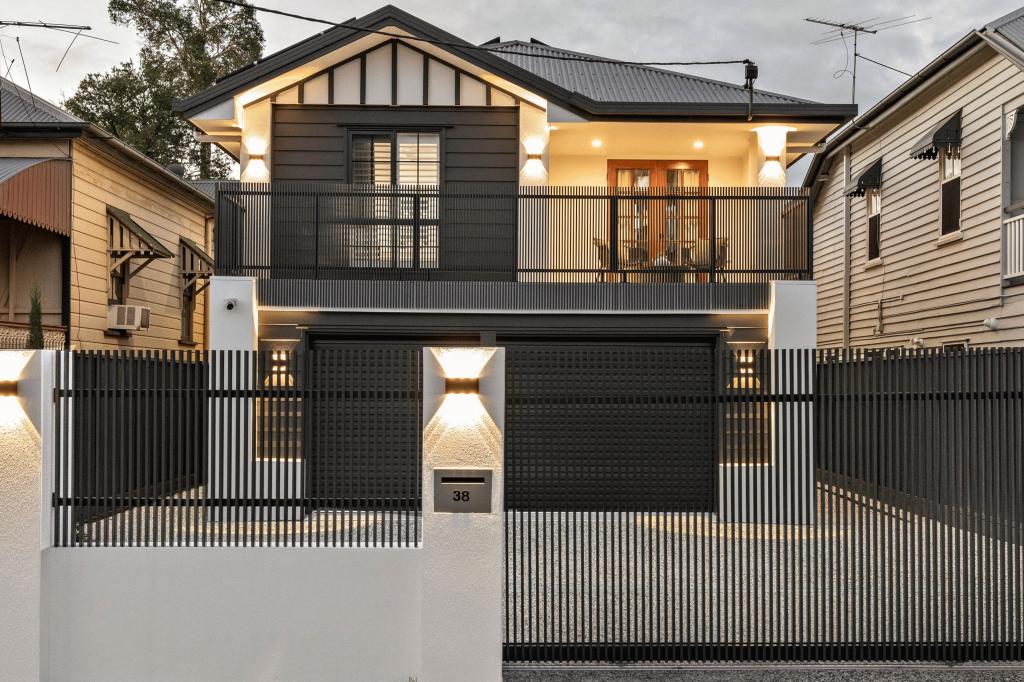38 Balowrie St, Hamilton, QLD 4007