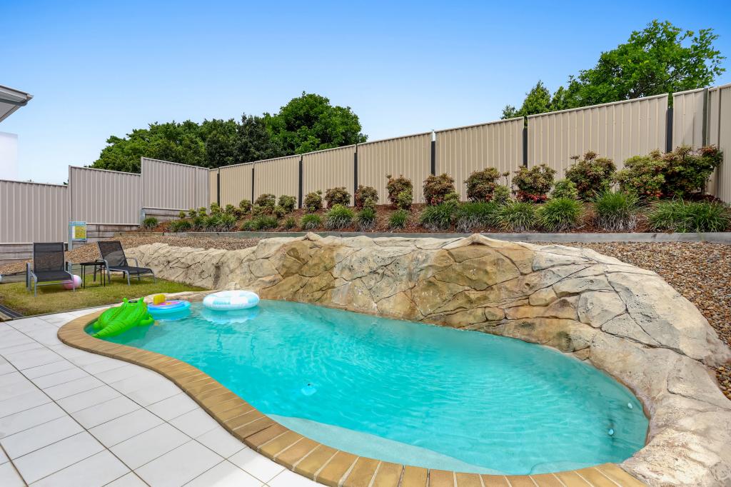 17 Sunrise Ct, Merrimac, QLD 4226