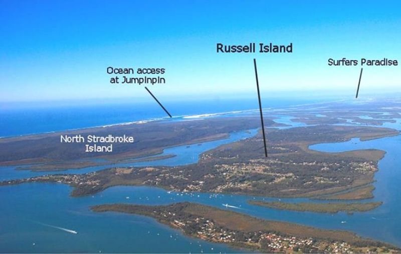31 Borrows St, Russell Island, QLD 4184