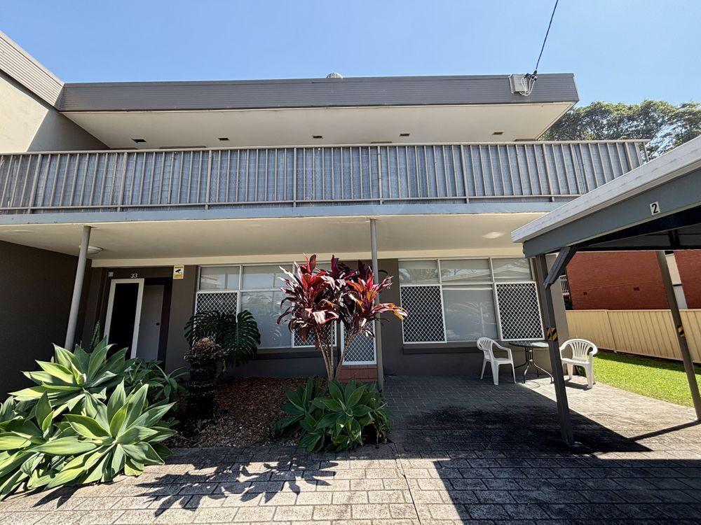 2/33 Sandy Beach Rd, Korora, NSW 2450