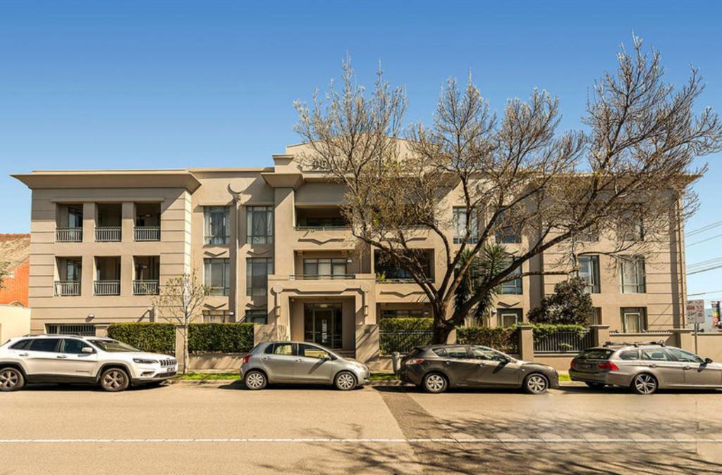 6/71 Denbigh Rd, Armadale, VIC 3143