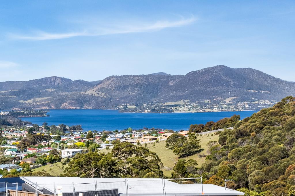 42 Wallcrest Rd, Berriedale, TAS 7011