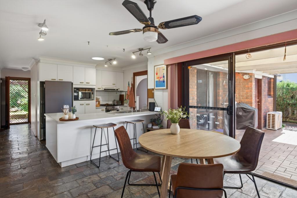 39 Park Rd, Woodford, NSW 2778