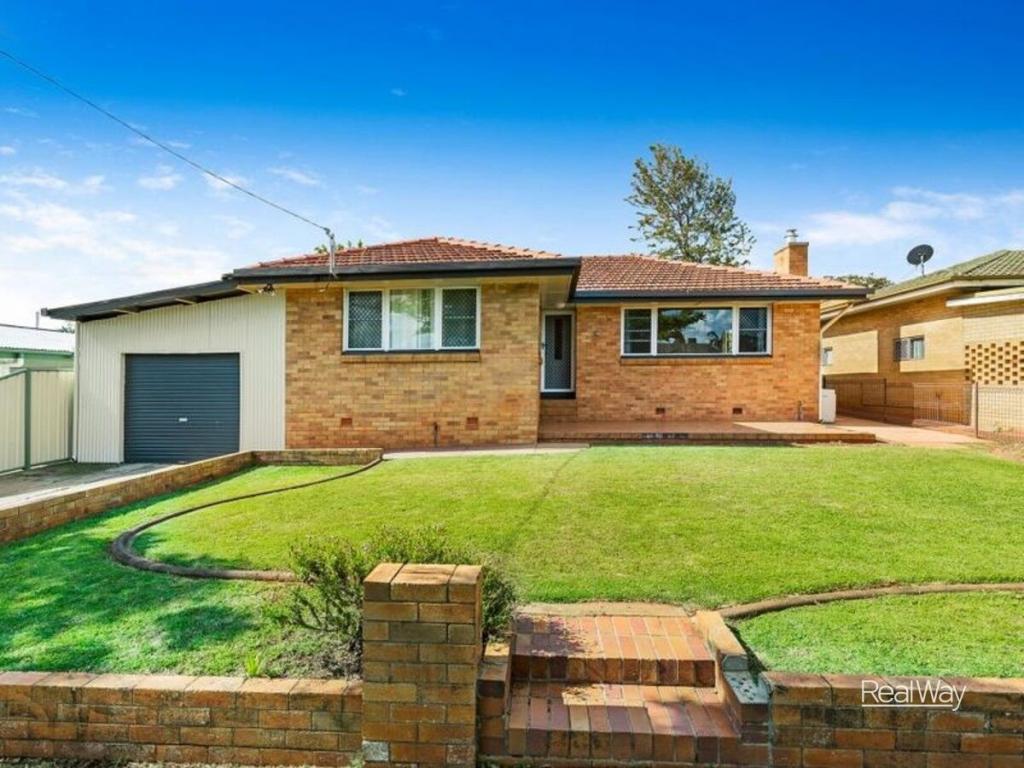 13 Coates St, Kearneys Spring, QLD 4350