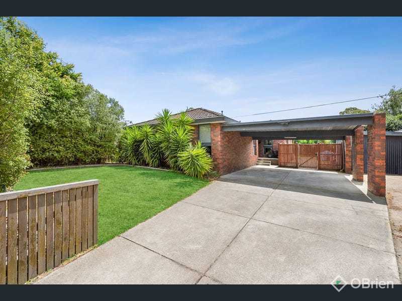8 Deanswood Dr, Somerville, VIC 3912