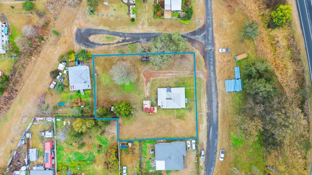 1 Baree Rd, Mount Morgan, QLD 4714