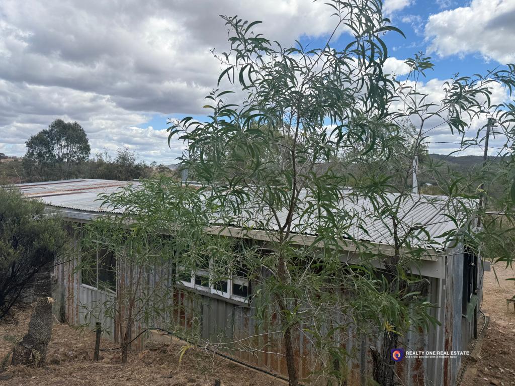 126 TAYLOR ST, MOONGAN, QLD 4714
