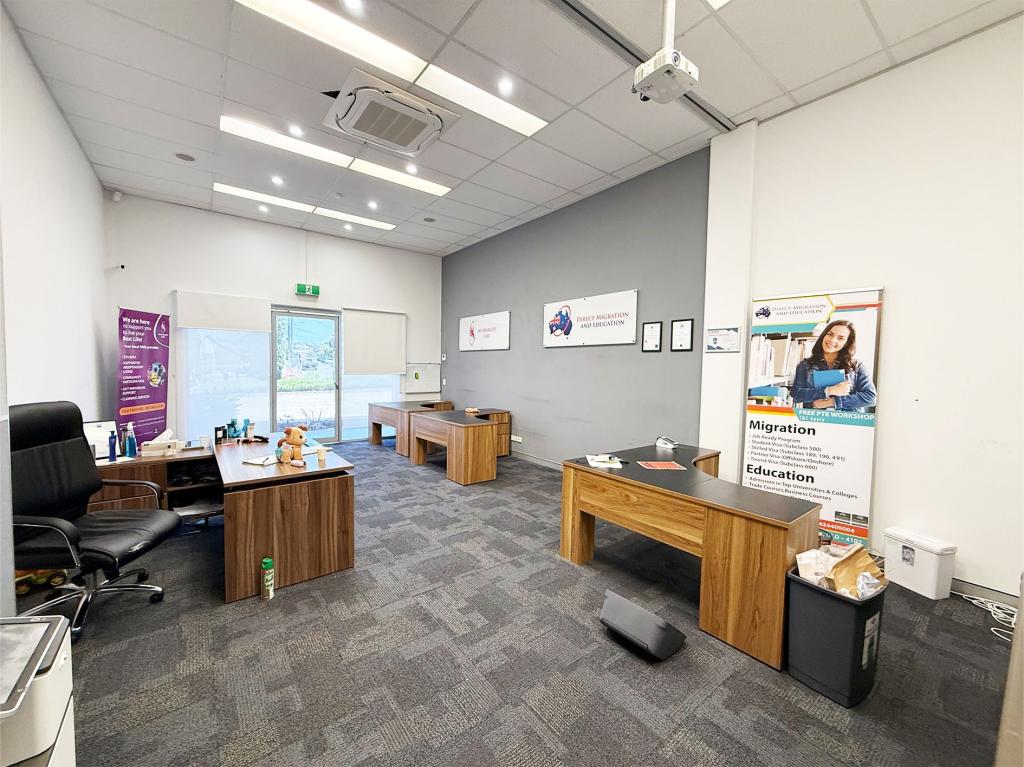 202/2994-2996 Logan Rd, Underwood, QLD 4119