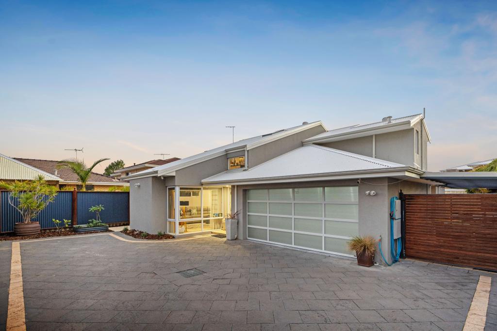 10 Lesueur Rise, Sorrento, WA 6020