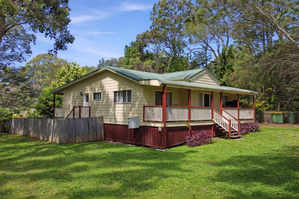 22 Allambie St, Macleay Island, QLD 4184