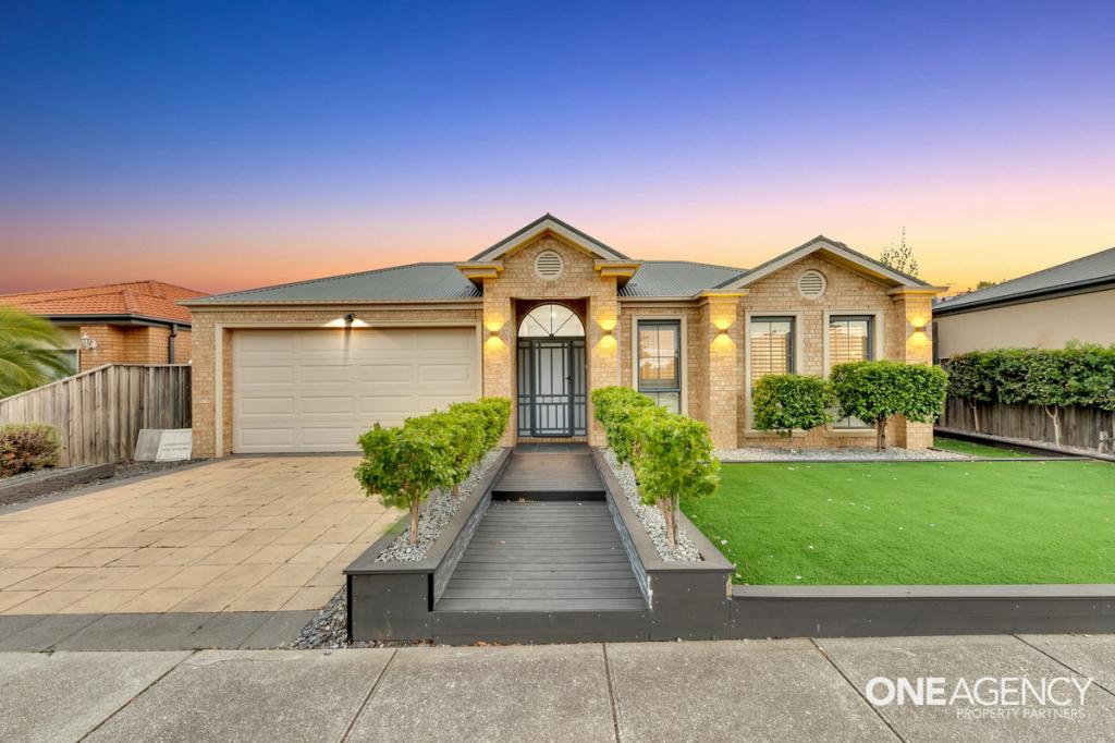 97 Shaftsbury Bvd, Point Cook, VIC 3030
