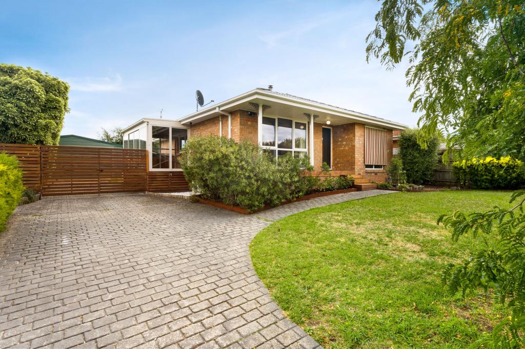 3 Kate Ct, Pakenham, VIC 3810