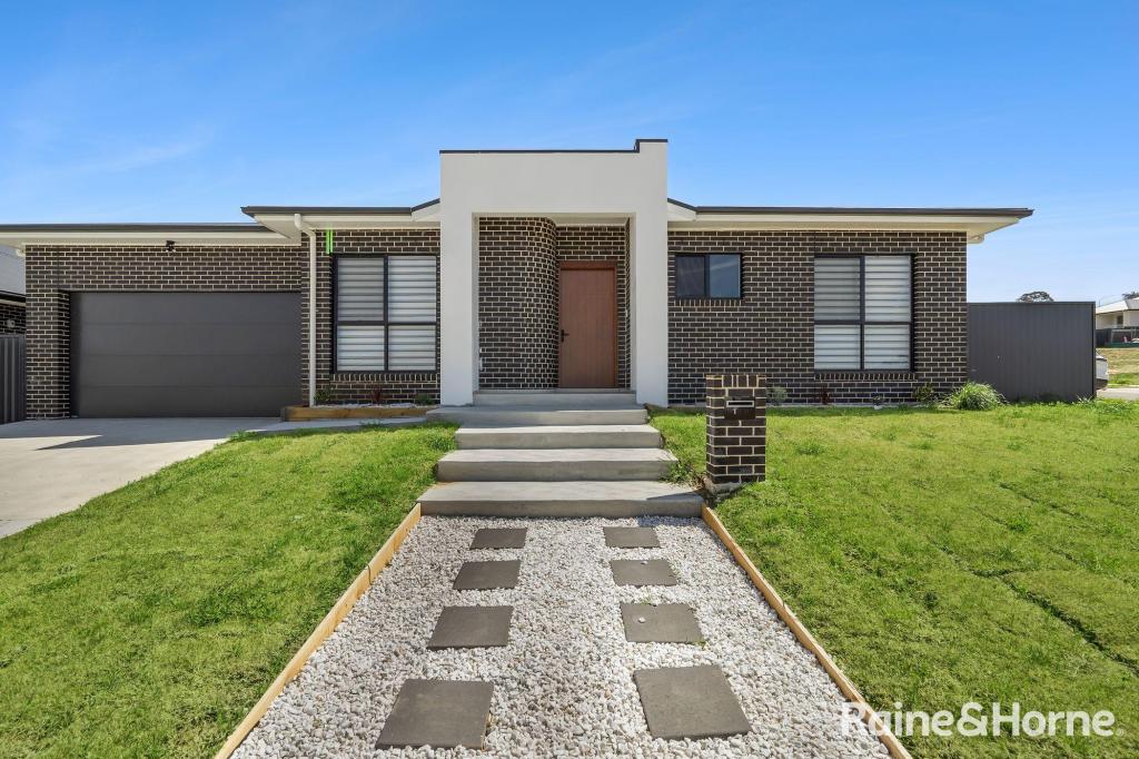 18b Indian Ave, Goulburn, NSW 2580