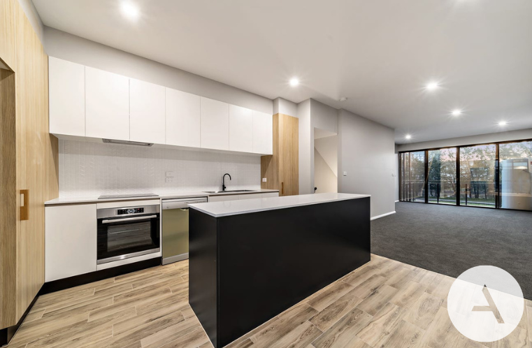 28/6 Ellison Harvie Cl, Greenway, ACT 2900