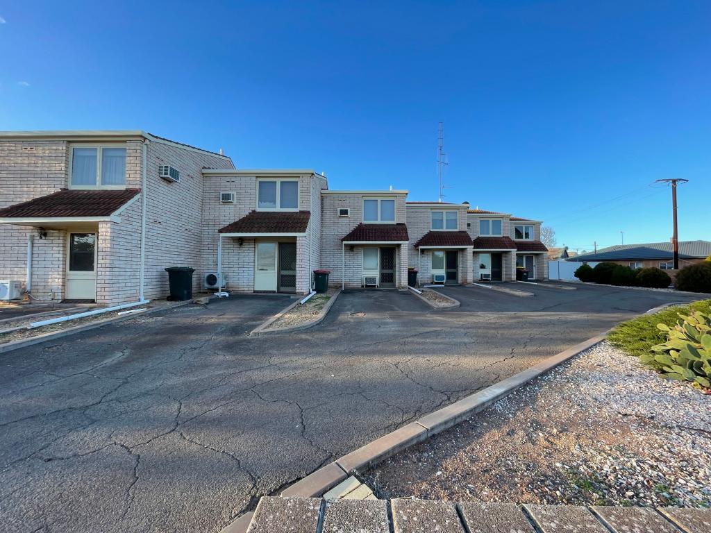 4/130 Bradford St, Whyalla Playford, SA 5600