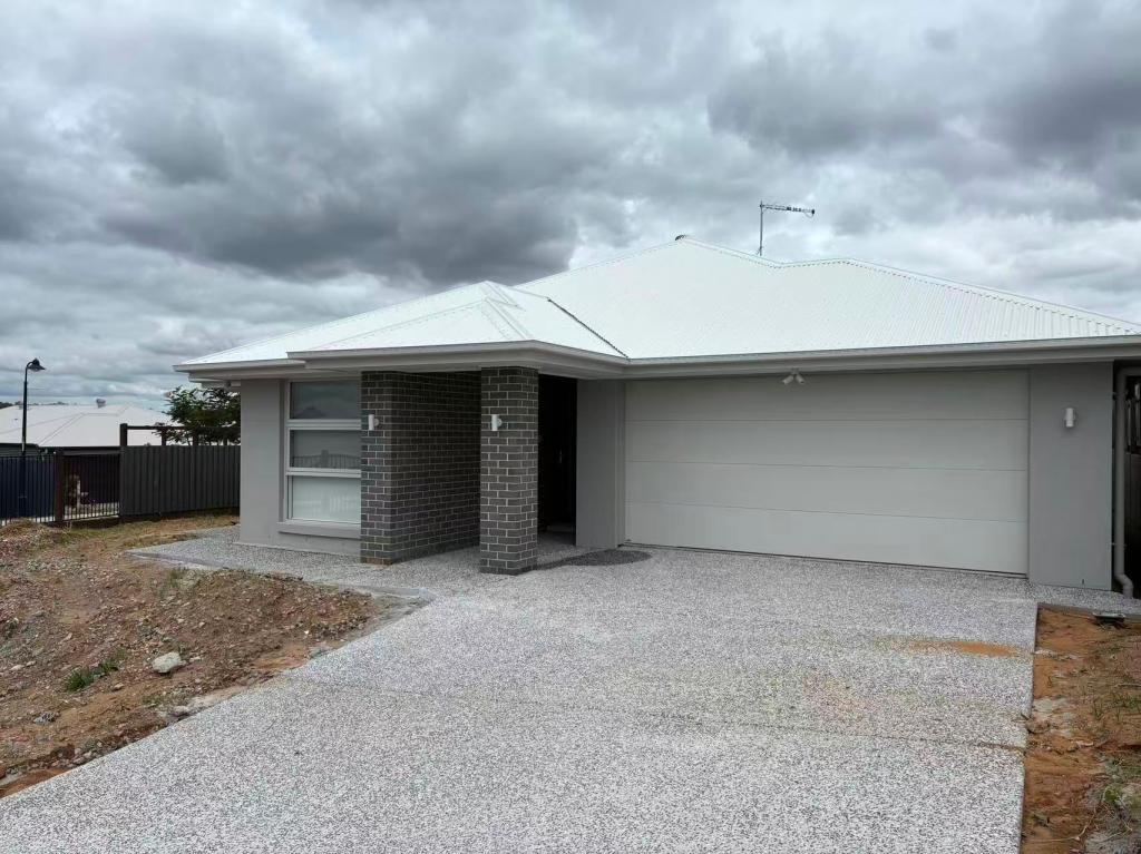 2 Aquilla Rise, South Ripley, QLD 4306