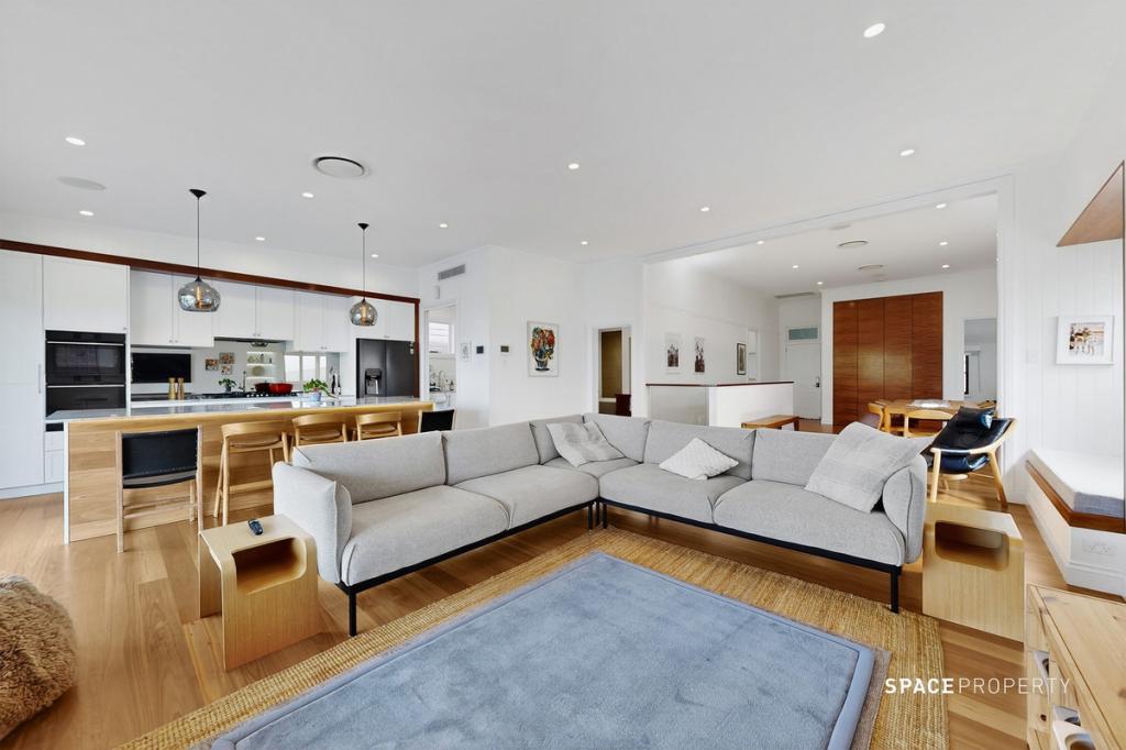 25 Garrick Tce, Herston, QLD 4006