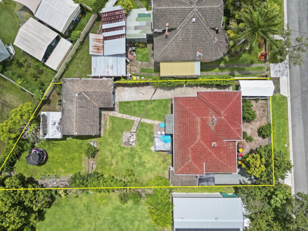 6 Ashton St, Maryborough, QLD 4650