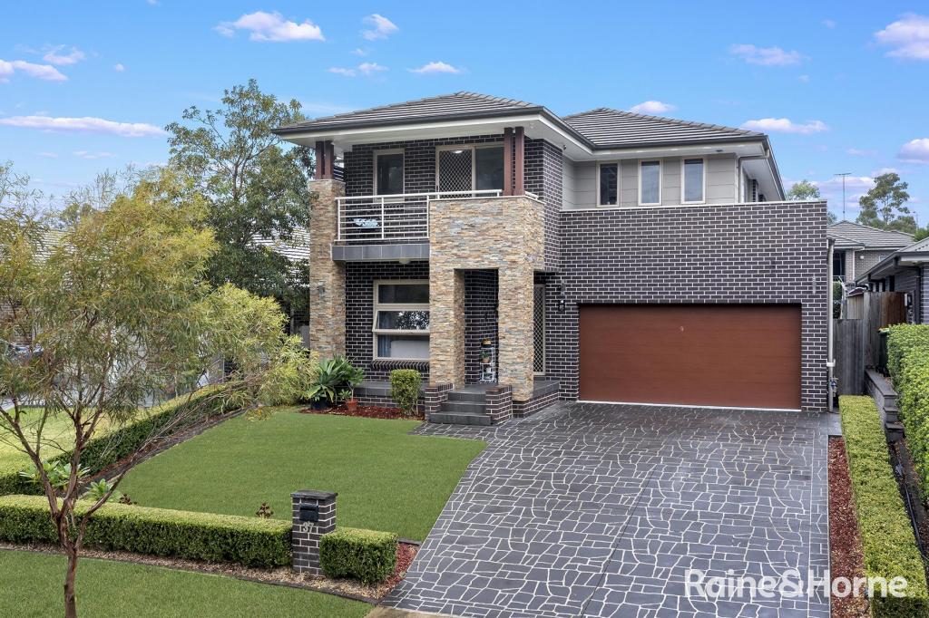 37 Cartwright Cres, Bradbury, NSW 2560