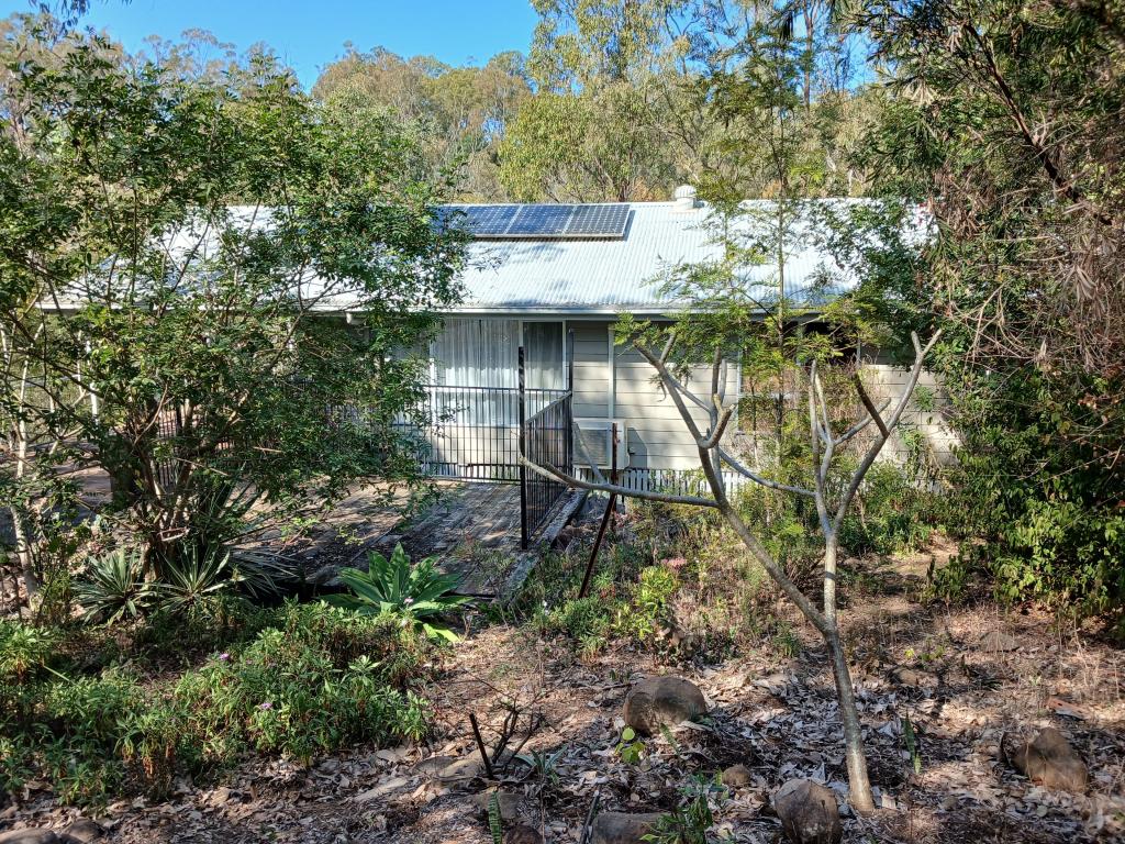 16 Burnside Ct, Esk, QLD 4312