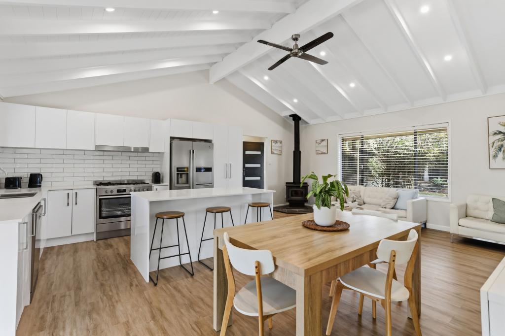 17 Murev Way, Carrara, QLD 4211