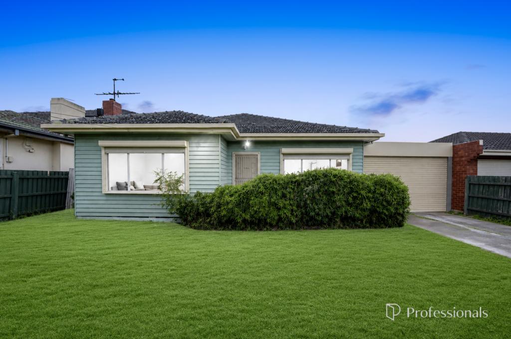 14 MCIVOR RD, ST ALBANS, VIC 3021
