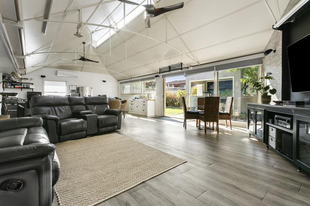 24 Arthur Rd, Hamilton Hill, WA 6163