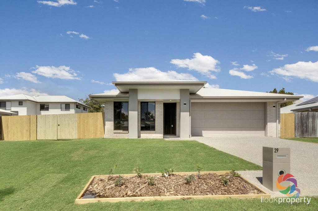 29 Fitzroy Ave, Clinton, QLD 4680