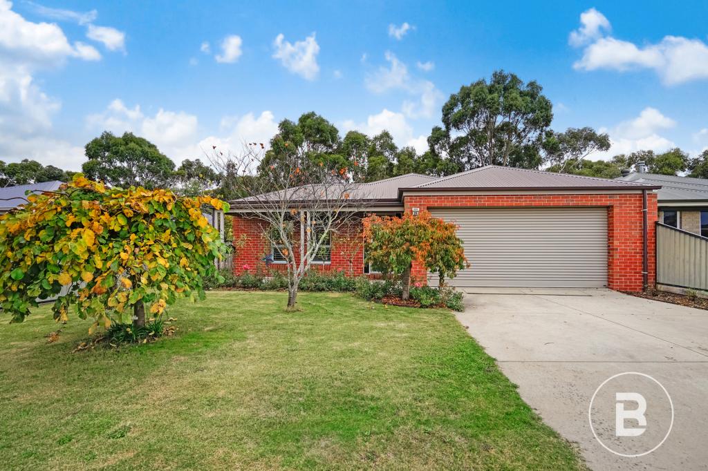 25 MOUNTVIEW DR, SEBASTOPOL, VIC 3356