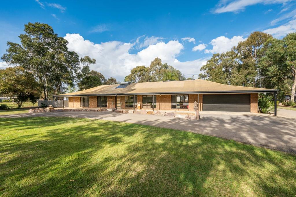 105 Laws Dr, Kialla, VIC 3631