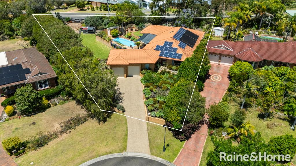 8 Callemondah Cl, Narrawallee, NSW 2539