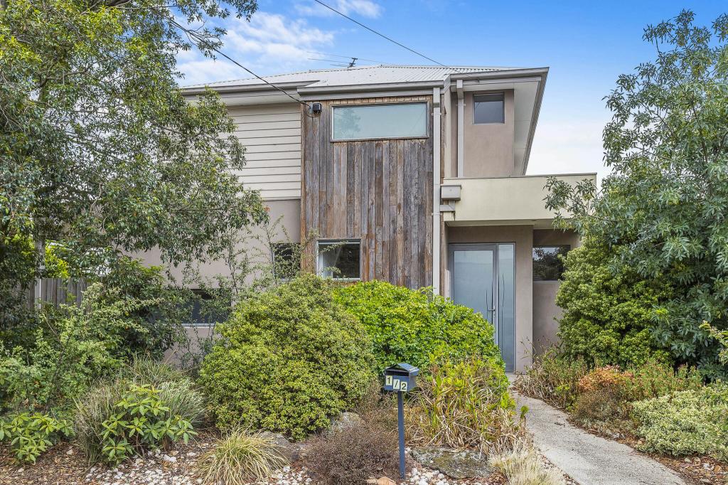 2 Gordon St, Newport, VIC 3015