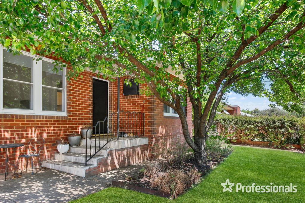 24 Heydon Ave, Turvey Park, NSW 2650
