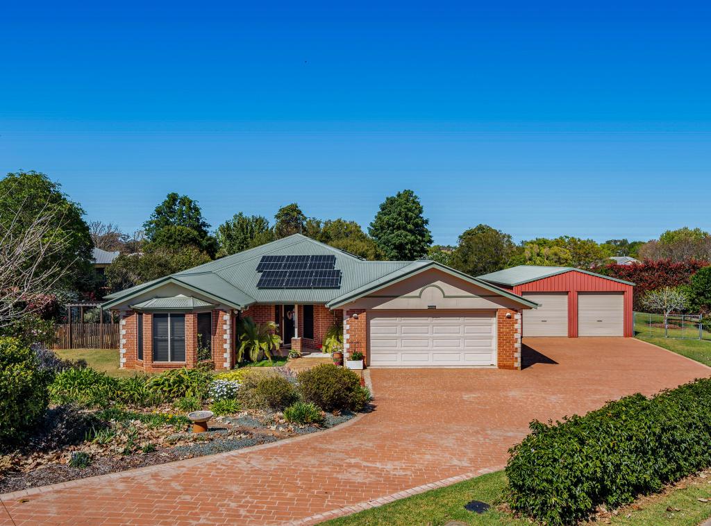 11 Mclachlan Dr, Highfields, QLD 4352