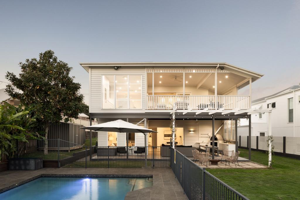 40 Dennis St, Grange, QLD 4051