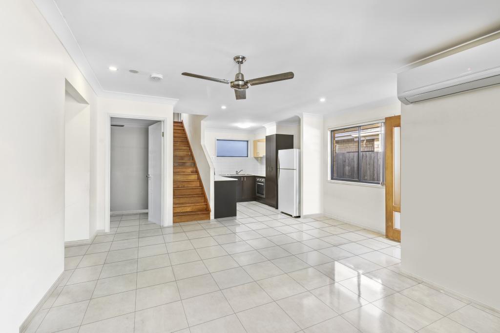 33 Damian Leeding Way, Upper Coomera, QLD 4209