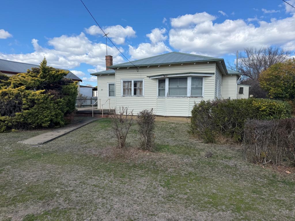 87 Henderson St, Inverell, NSW 2360