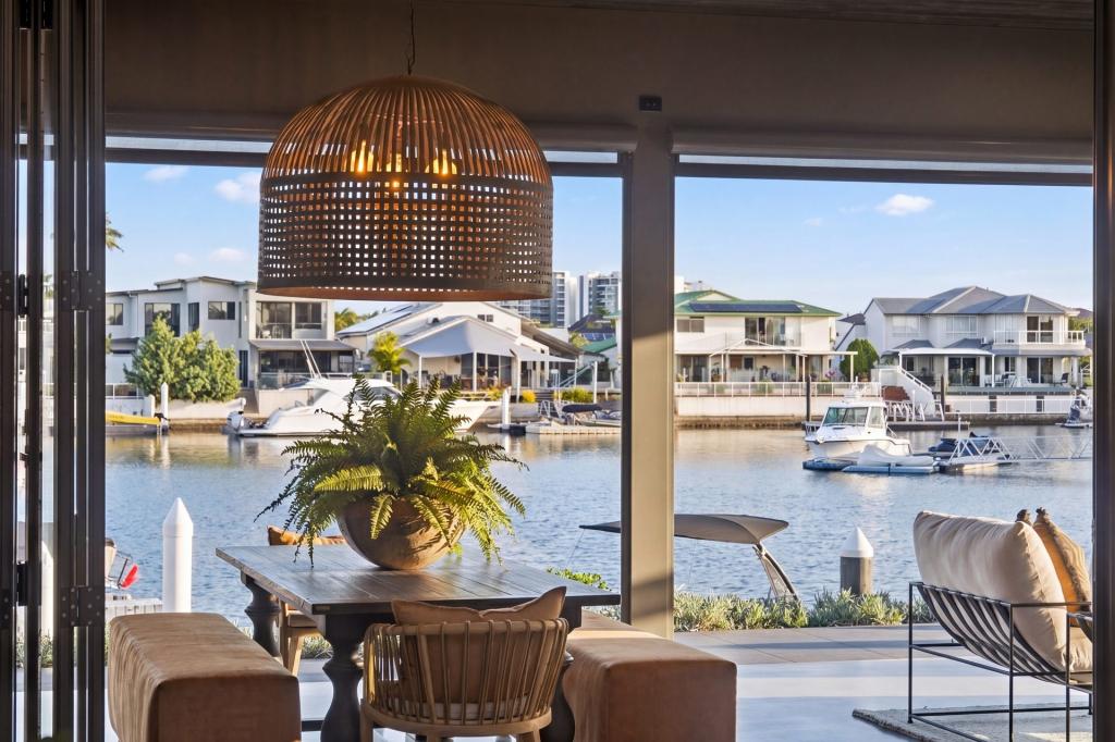 22 Nirvana Ct, Runaway Bay, QLD 4216