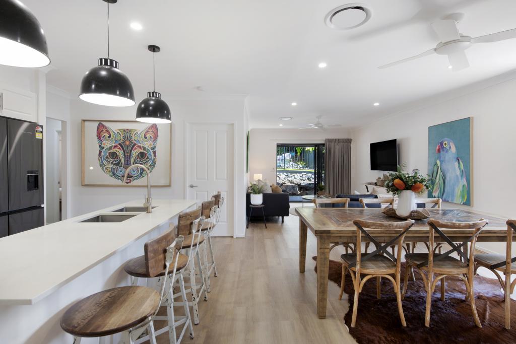 11 Green Ct, Reedy Creek, QLD 4227