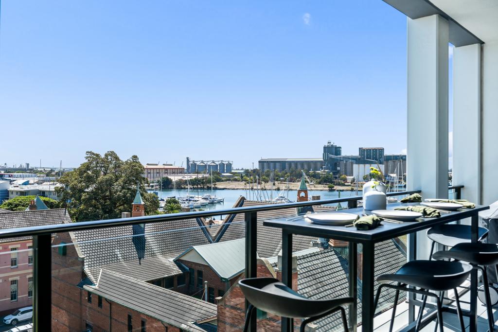 602/12 BISHOPSGATE ST, WICKHAM, NSW 2293