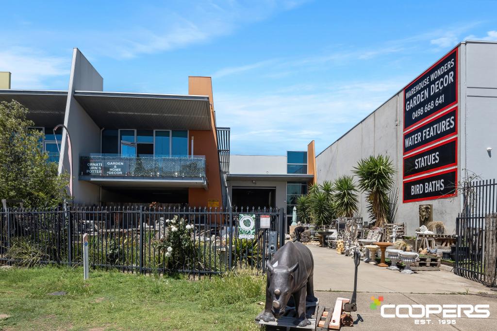 FACTORY 2/3 GLENVILLE DR, MELTON, VIC 3337