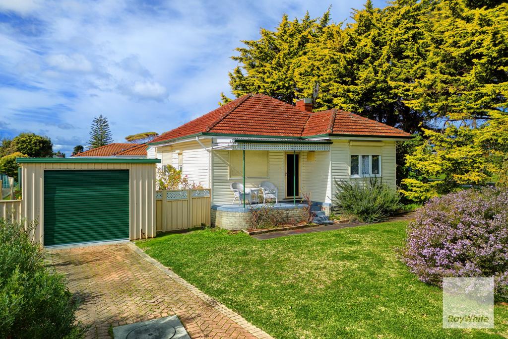 10 Lurline St, Orana, WA 6330