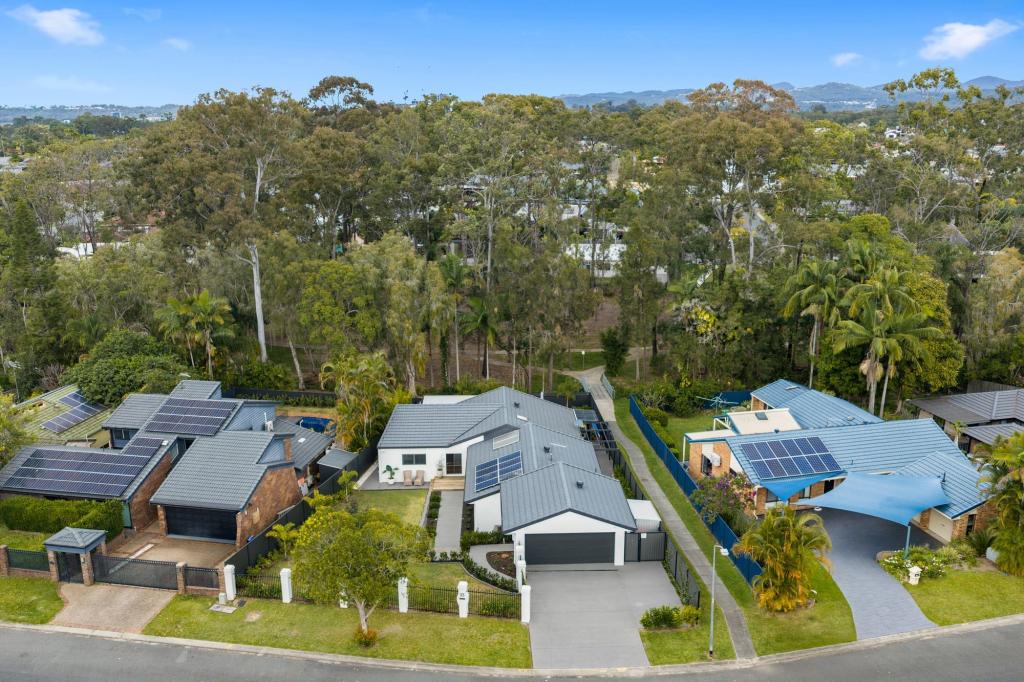 33 Sandringham Dr, Robina, QLD 4226
