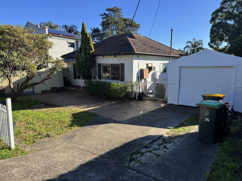 35 Augusta St, Condell Park, NSW 2200