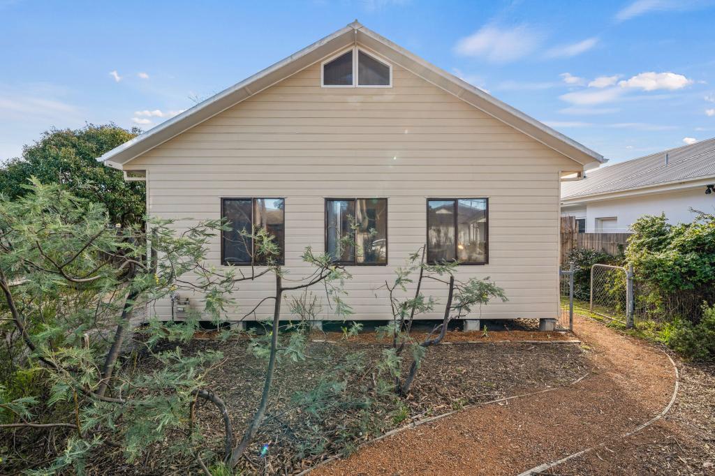 36 Gymea St, Narrabundah, ACT 2604