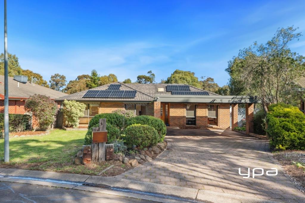 10 Mcinnes Cl, Sunbury, VIC 3429