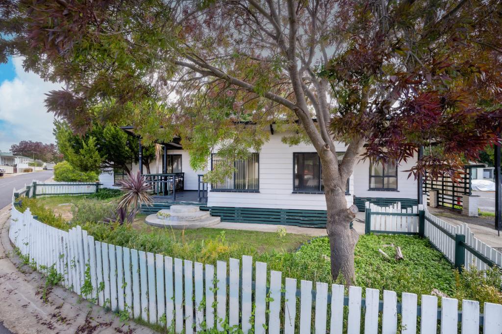 81 PLOVER CCT, SUTTON, NSW 2620