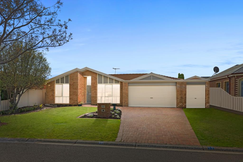 17 Dequin Ct, Werribee, VIC 3030