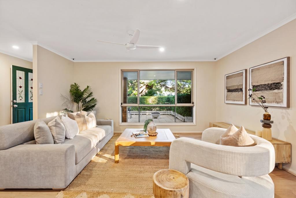 2 Capano Ct, Elanora, QLD 4221